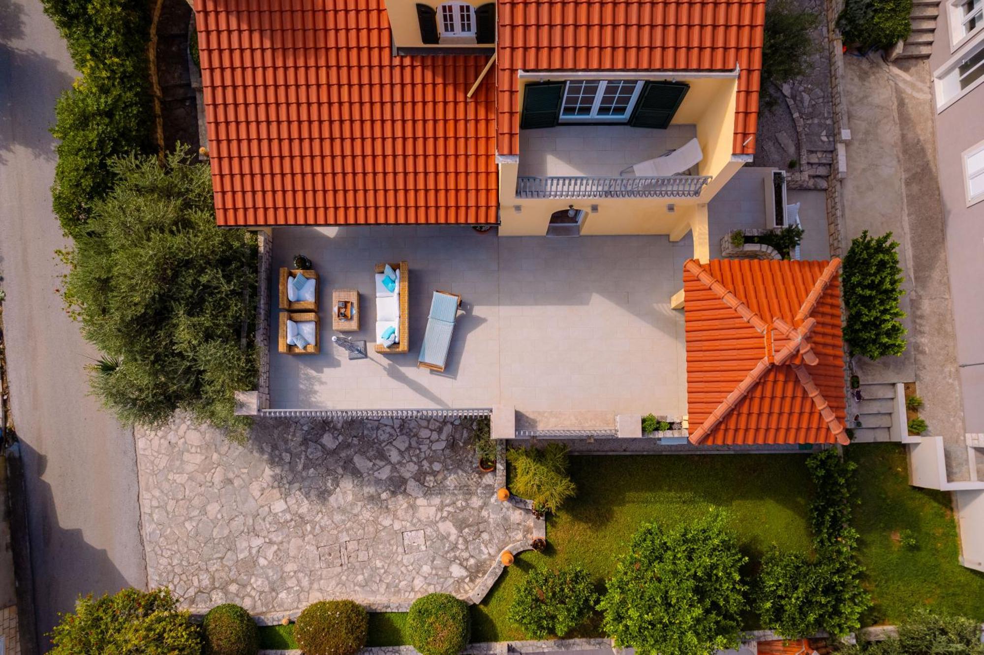 House 4 You Лумбарда Екстериор снимка